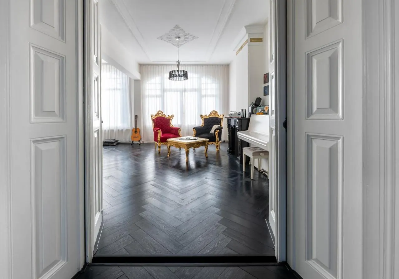 Sezane'S Lodges Amsterdam 0*,  Netherlands