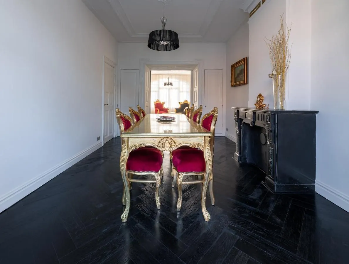 Bed & Breakfast Sezane'S Lodges Amsterdam Netherlands